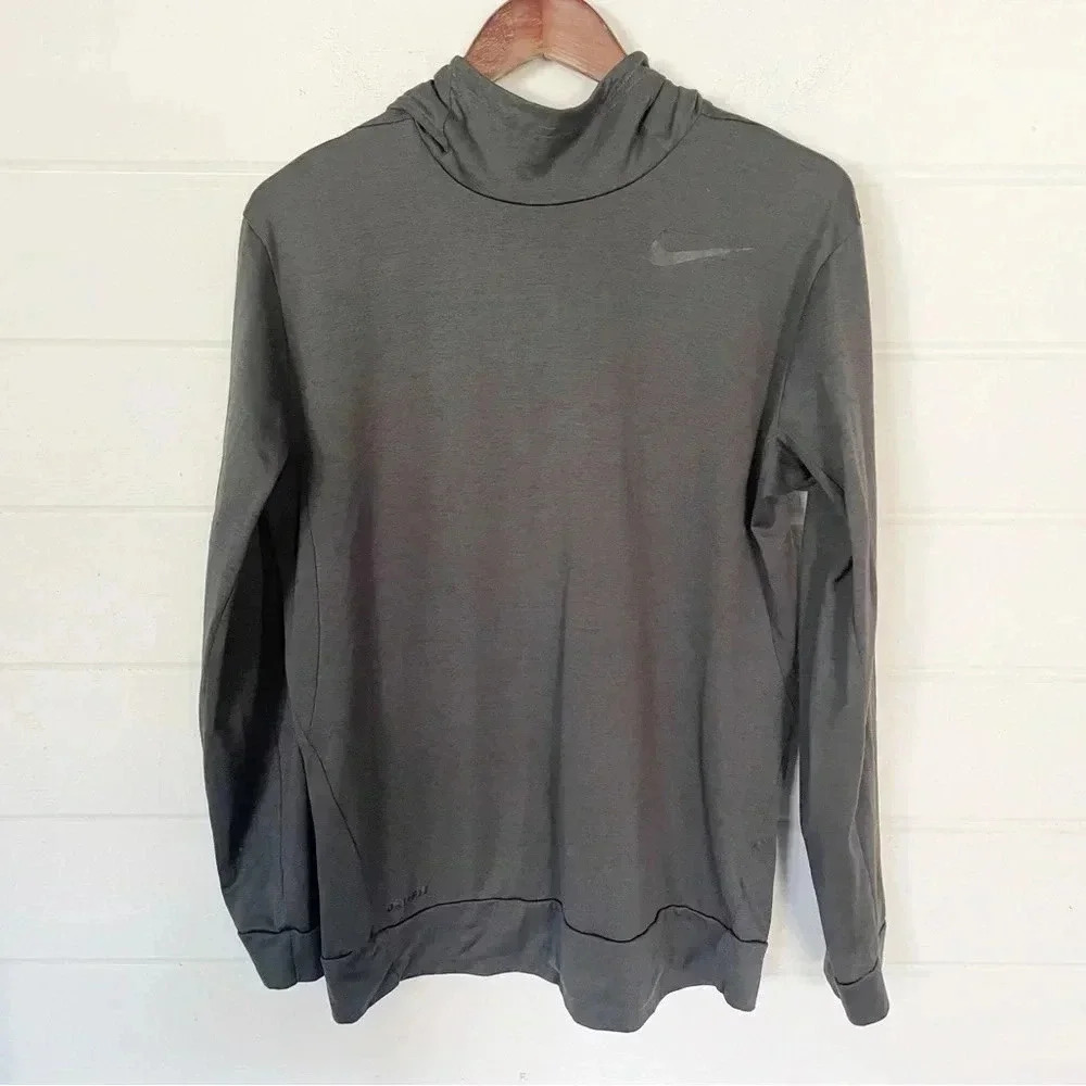 Nike Dri Fit Womens Size M Charcoal Gray Training Long Sleeve Hooded Shirt